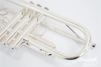 B♭Trumpet YTR-2335S