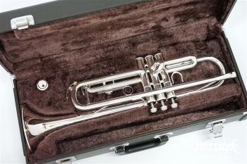 B♭Trumpet YTR-2335S