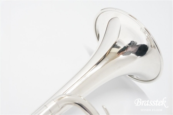 B♭Trumpet YTR-3320S