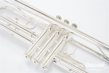 B♭Trumpet YTR-3320S