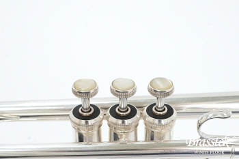 B♭Trumpet AB190SP Artisan 選定品