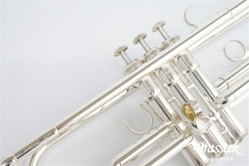 B♭Trumpet YTR-3325S