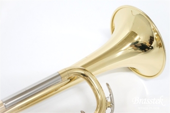 B♭Trumpet YTR-2320E
