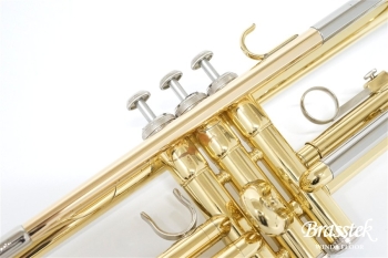 B♭Trumpet YTR-2320E