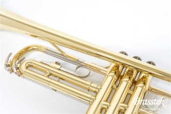 B♭Trumpet YTR-2320E