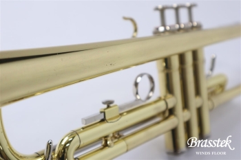 B♭Trumpet YTR-2320E