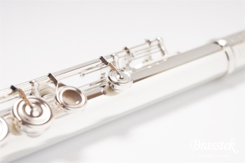 Flute Atelier plus1E BR【お取り寄せ商品】