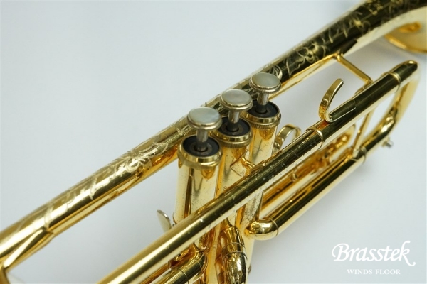 B♭Trumpet ETERNA GP彫刻