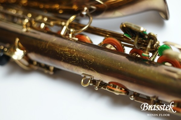 Tenor Saxophone  ” Mark VI ”