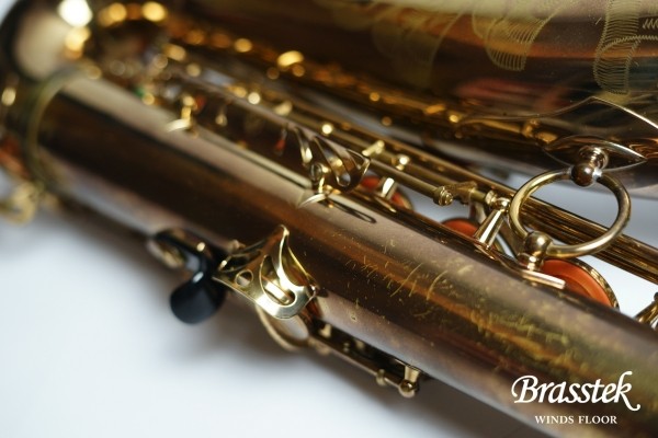 Tenor Saxophone  ” Mark VI ”