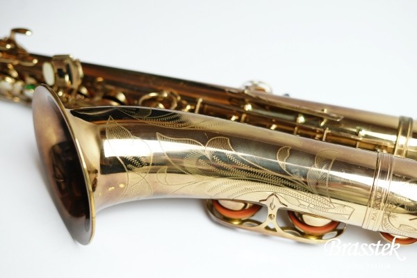 Tenor Saxophone  ” Mark VI ”