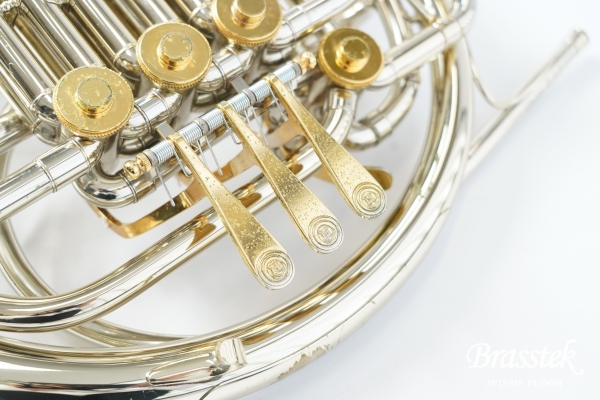 French Horn H-109