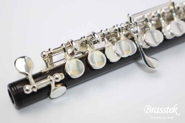 Piccolo uguisu grenadilla wood【キイ洋白製】 [お取り寄せ商品]