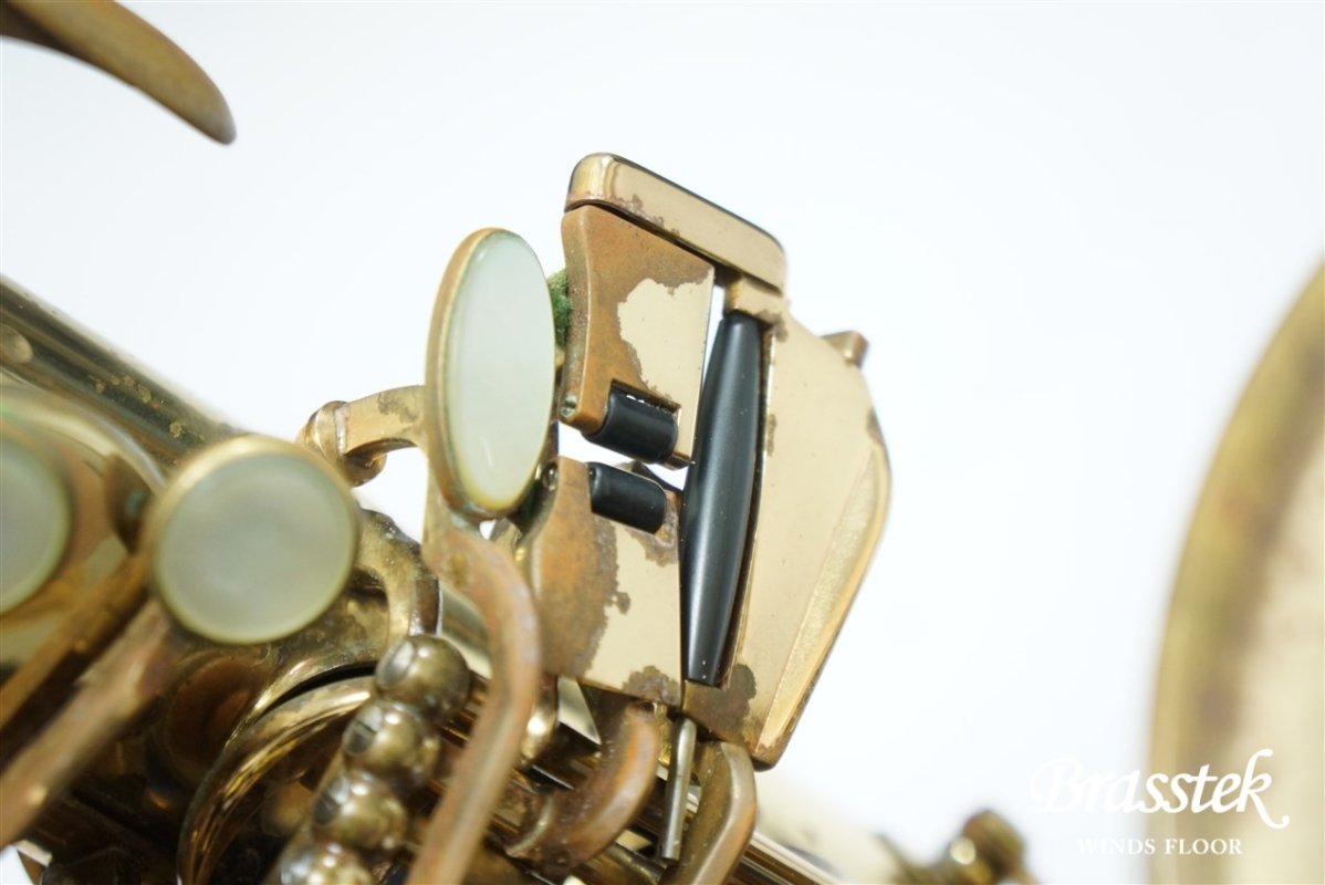 Tenor Saxophone ”Mark VII” マーク7