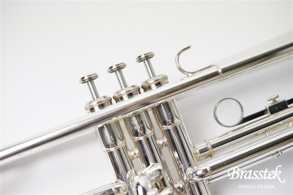 B♭Trumpet YTR-1335S【入門セット付き】
