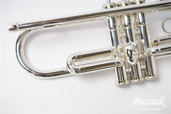 B♭Trumpet YTR-1335S【入門セット付き】