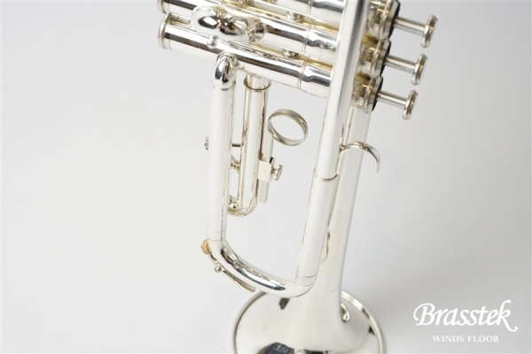 B♭Trumpet YTR-1335S【入門セット付き】