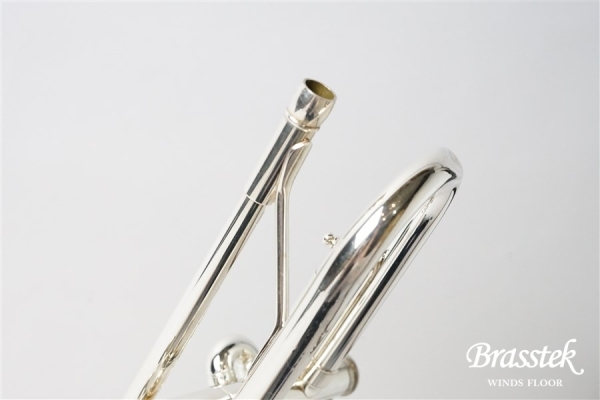 B♭Trumpet YTR-1335S【入門セット付き】