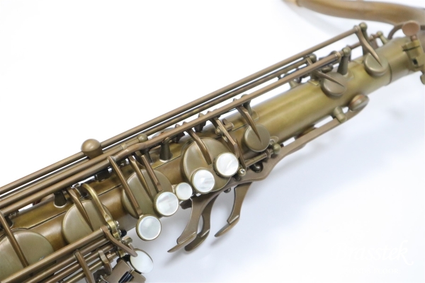 Tenor Saxophone Model “Rustic” 川﨑有記氏【直筆サイン・コメント付き】
