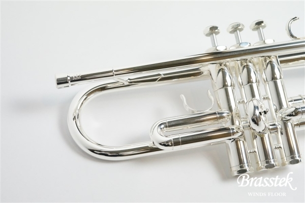 B♭Trumpet i32 SP 【お取り寄せ商品】