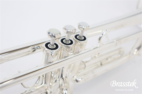 B♭Trumpet i32 SP 《内藤知裕氏選定品》　【お取り寄せ商品】