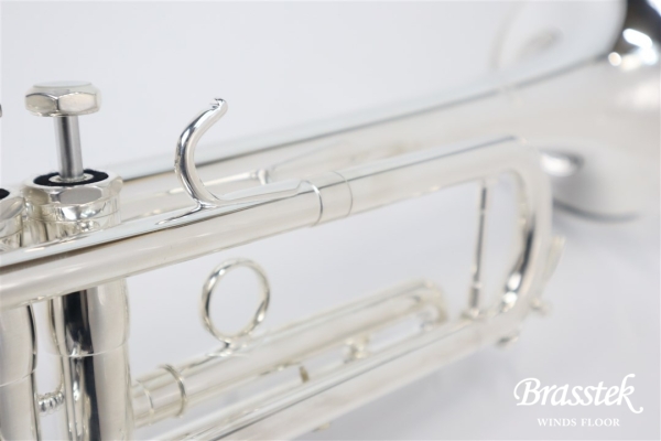 B♭Trumpet i32 SP 《内藤知裕氏選定品》　【お取り寄せ商品】