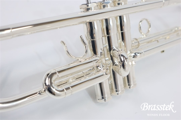 B♭Trumpet i33 SP 《松山萌氏選定品》【お取り寄せ商品】