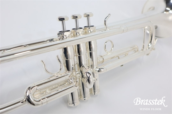 B♭Trumpet i33 SP 《松山萌氏選定品》【お取り寄せ商品】