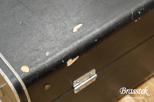 Baritone Saxophone YBS-61