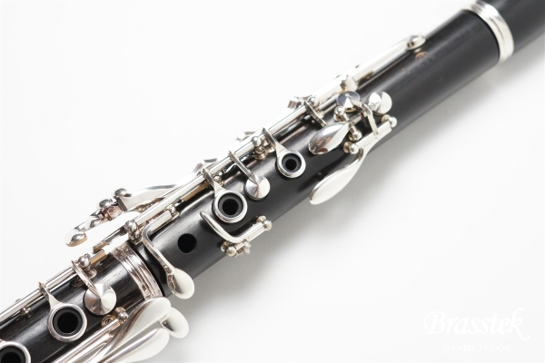 B♭ Clarinet R13