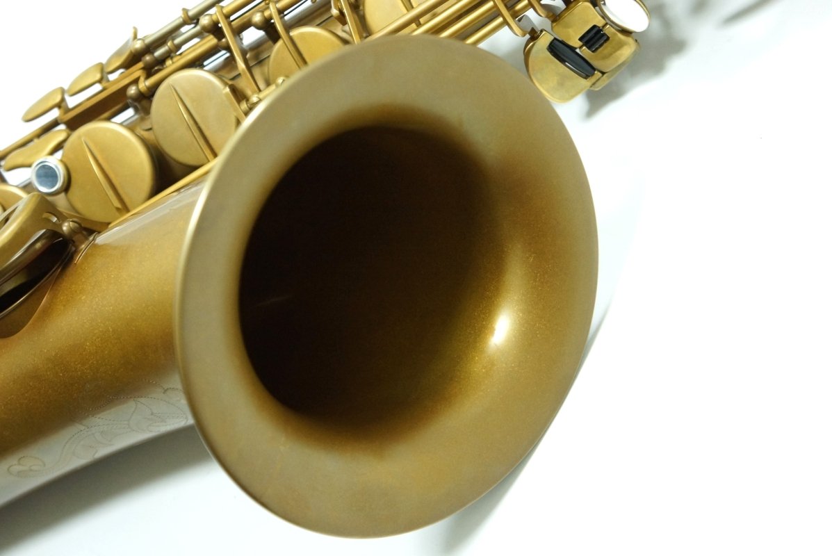 Tenor Saxophone ETS852