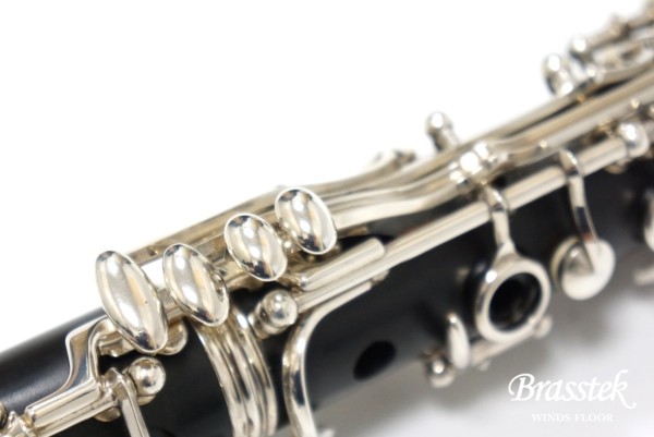 B♭Clarinet E11