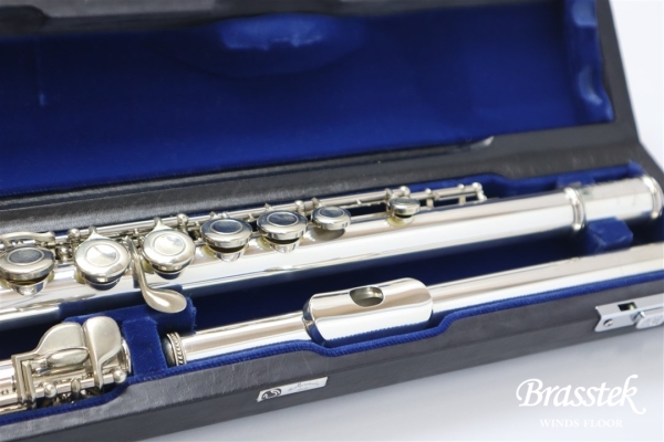 Flute M-180
