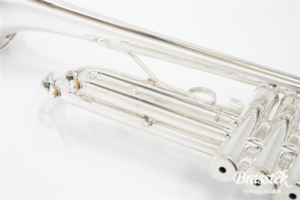 B♭Trumpet YTR-3320S