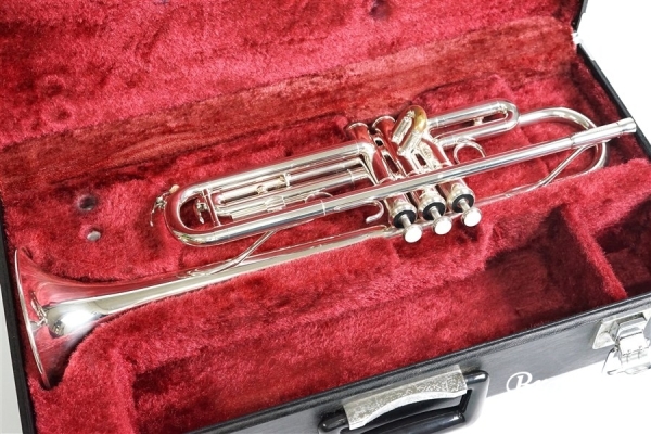 YTR-3325S B♭Trumpet / B♭トランペット