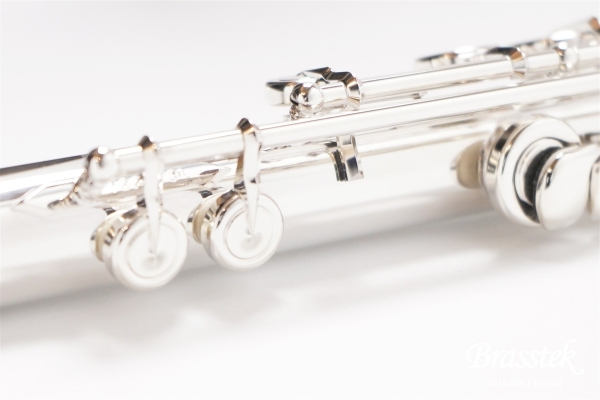 Flute Atelier plus1E BR【お取り寄せ商品】