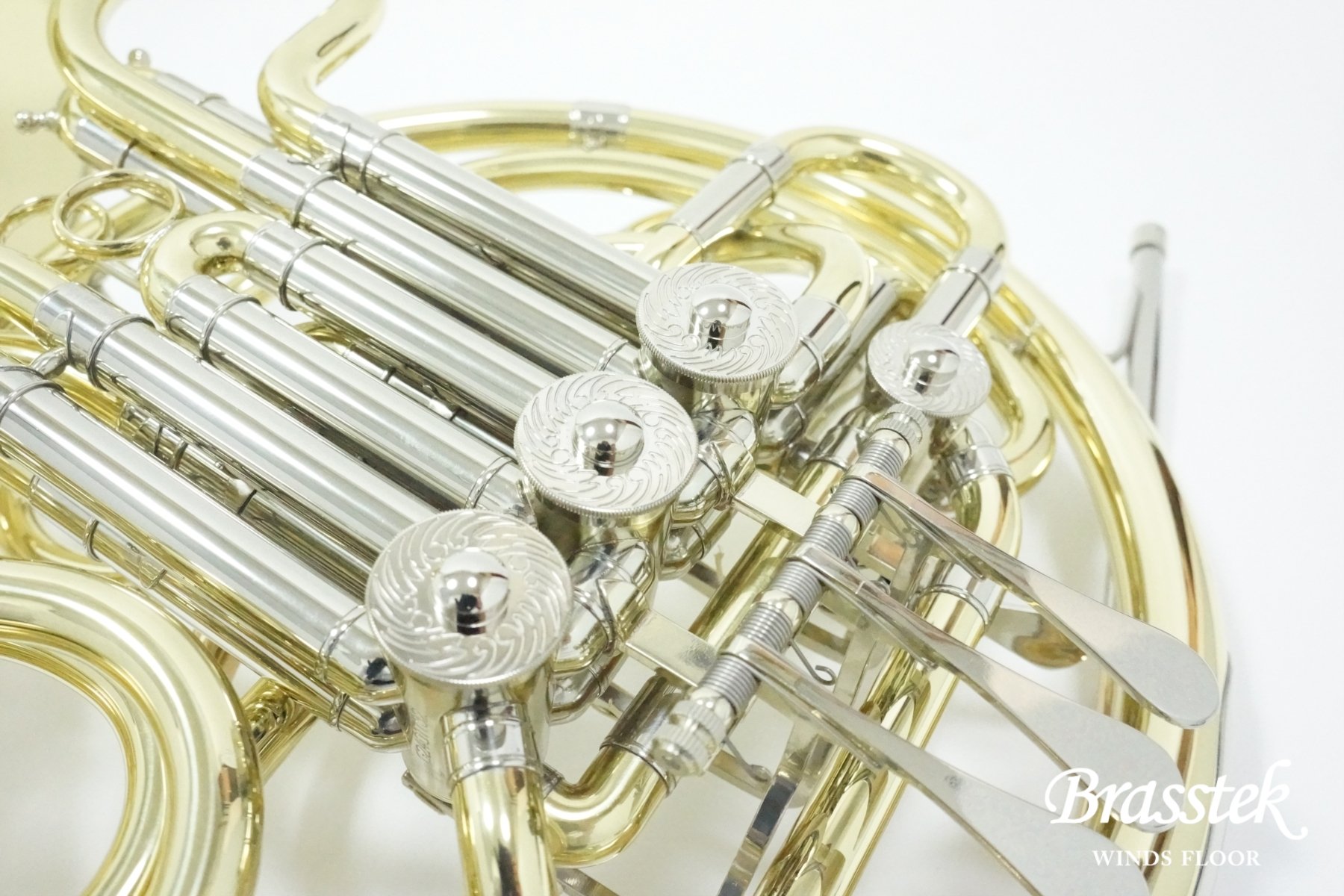 EFH682D 五十畑勉氏選定品 French Horn フルダブルホルン