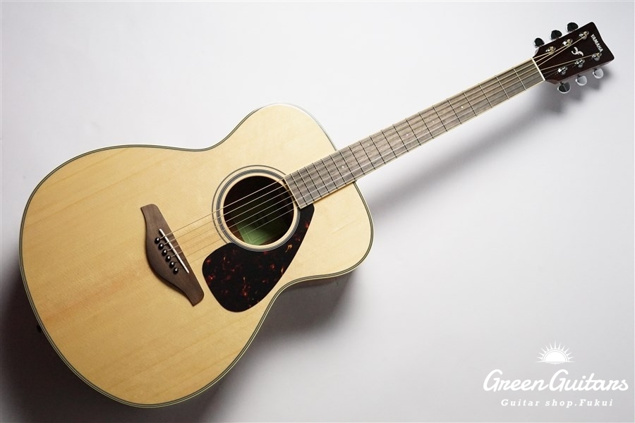 YAMAHA FS820 - NT | Green Guitars Online Store