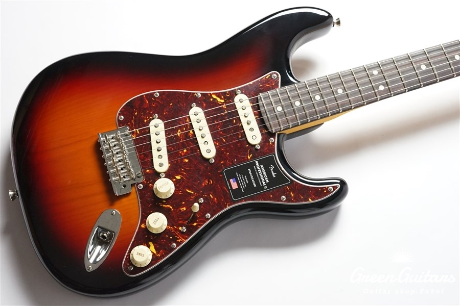 Fender American Professional II Stratocaster 3-Color Sunburst Green  Guitars Online Store