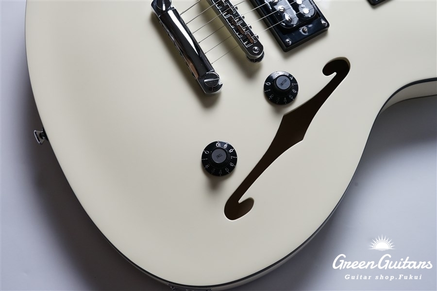 Squier Starcaster オリーブグリーン Affinity Series™ Starcaster