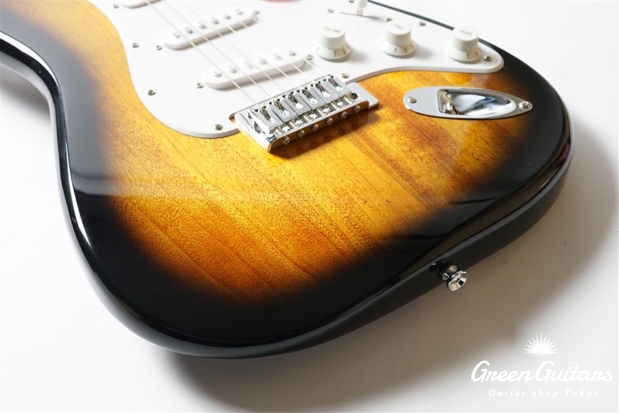 Fender Japan ストラトキャスター Kaminariシールド2本付属 ギター