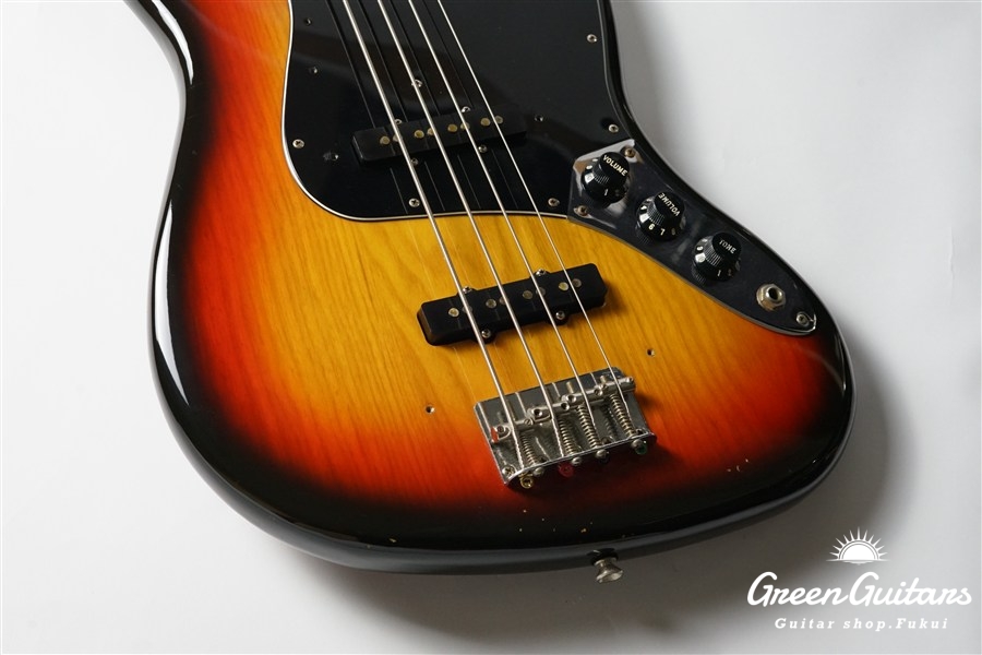 Fender 1978 Jazz Bass - 3-Color Sunburst | Green Guitars Online Store