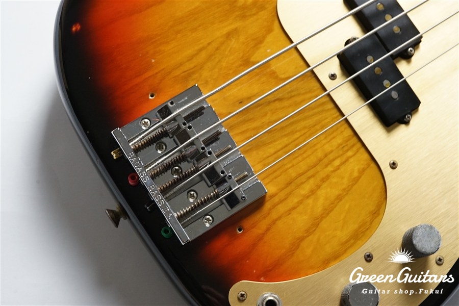Fender 1979 Precision Bass - 3-Color Sunburst | Green Guitars