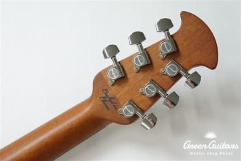 The Celebrity CE44 -5 Black