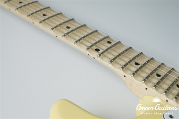 Yngwie Malmsteen Stratocaster - Vintage White / Maple