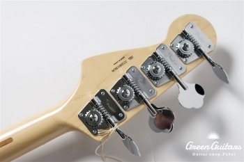  Made in Japan Heritage 70s Jazz Bass