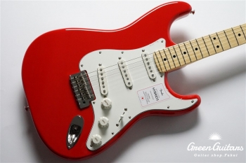 Made in Japan Hybrid II Stratocaster - Modena Red