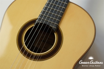 No.716 / 650mm - Spruce