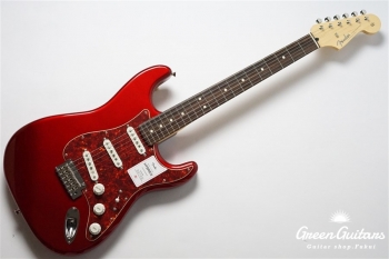 2021 Collection Made in Japan Hybrid II Stratocaster - Candy Apple Red
