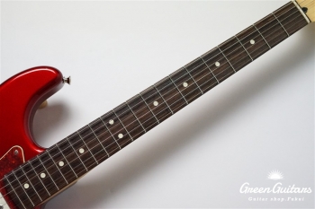 2021 Collection Made in Japan Hybrid II Stratocaster - Candy Apple Red